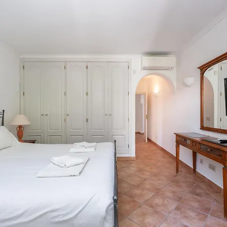 Vista Do Mar E Golf By Interhome